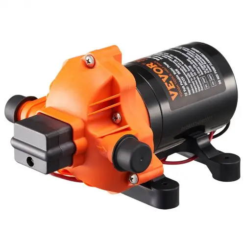 VEVOR 12V membraanpomp, 11,36 l/min, 3-kamer DC-waterpomp met automatische drukschakelaar, 40-100 psi instelbaar, 50 psi, 1/2" MNPT-aansluiting, voor campers, jachten, foodtrucks, campers en boten
